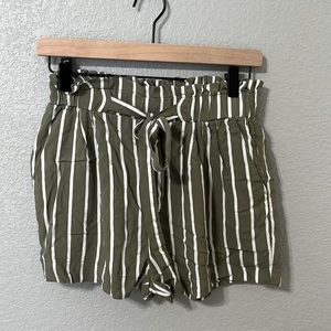 Stripped shorts